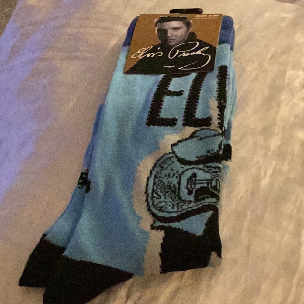 🎶NWT “ FUN “ Elvis Presley Unisex Socks 
Closet Must Have 🎶